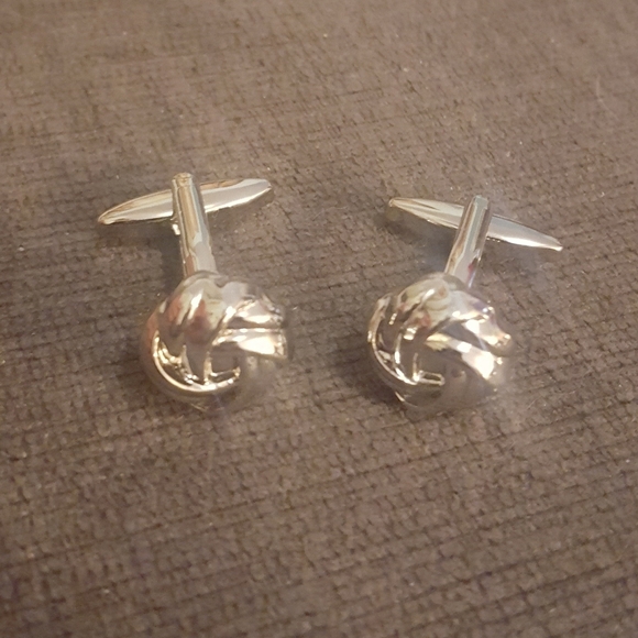Silver Coloured Knot Cuff Links - Picture 2 of 5